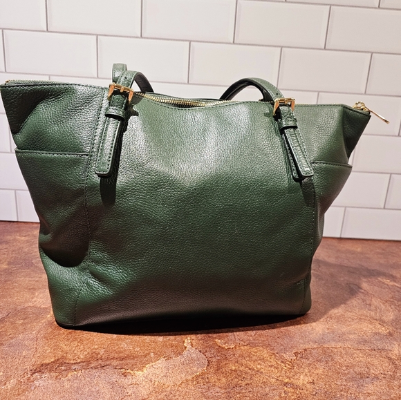 Michael Kors Jet Set East West LARGE Tote. NWT Moss - Picture 9 of 12